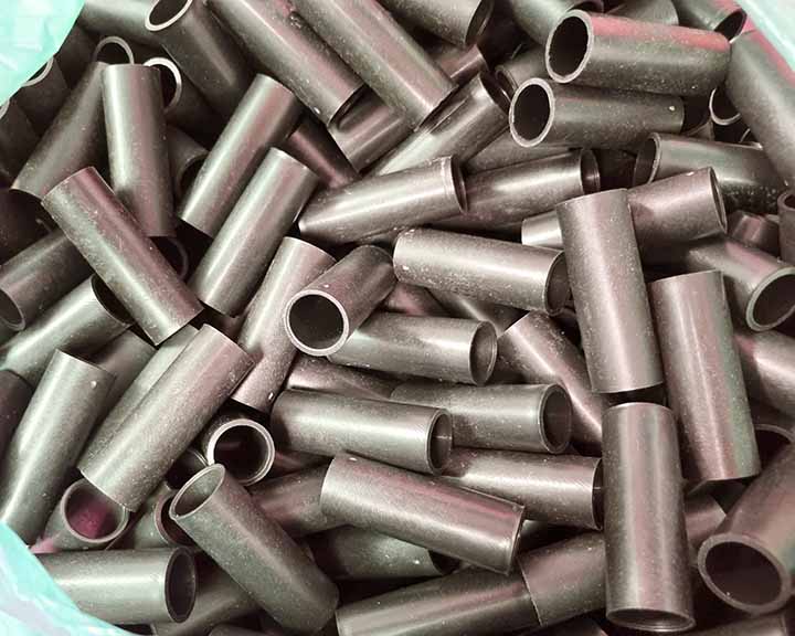 Lõi nhựa (core plastic)